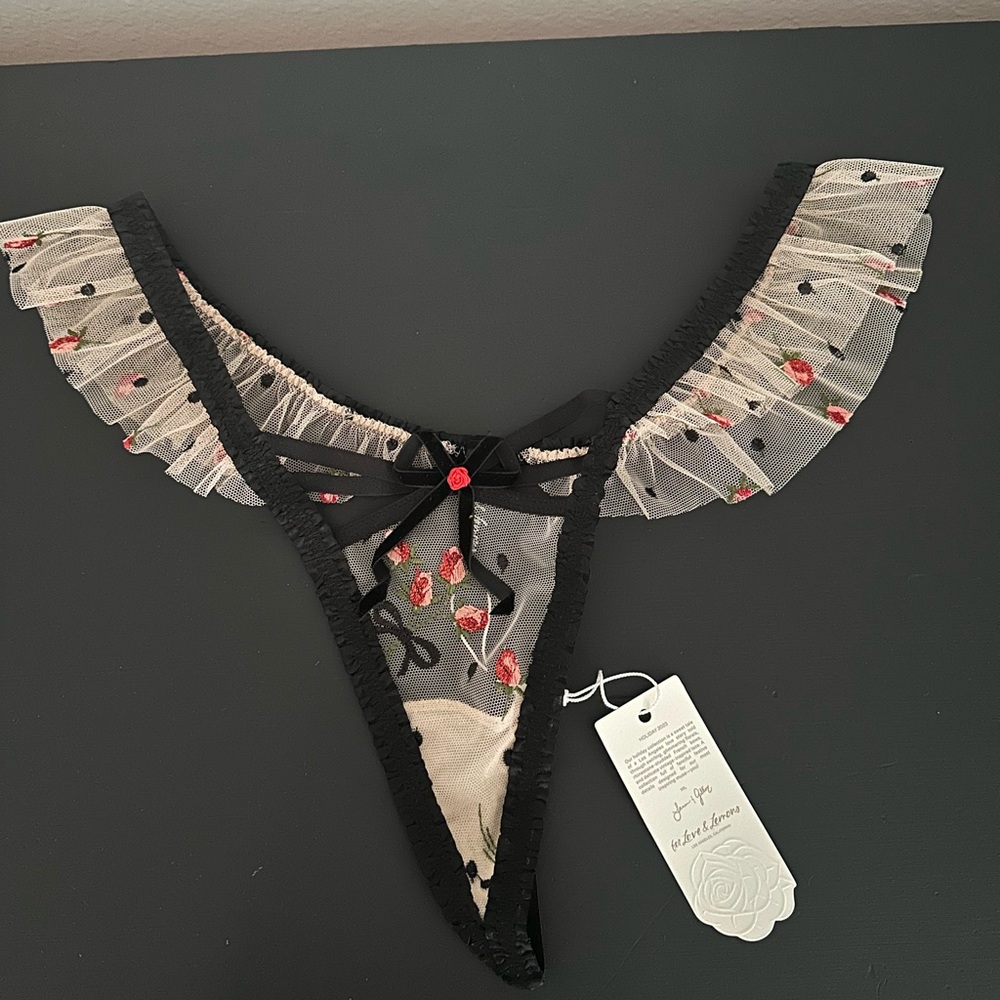 For Love and Lemons Kendra Thong Medium Brand New with Tags